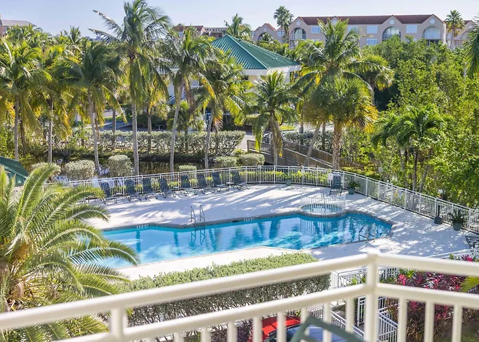 The Exuma Cay -Pool View & Parking